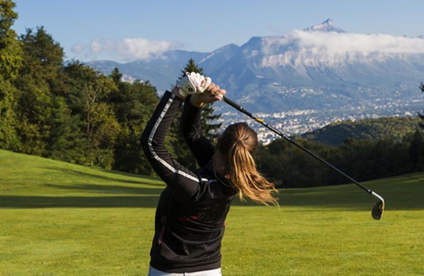 Le T2 Douillet D'Uriage - Residence Le Louvre - Cure Thermale Uriage- Proche Chamrousse - Jusqu'A 3 Personnes - Region Agreable En Toute Saison Vaulnaveys-le-Haut Buitenkant foto
